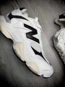 NB 9060 - Branco/Detalhe Preto - Premium